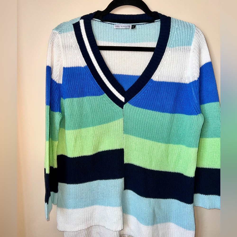 Zaket & Plover Asymmetrical Hem V-Neck Sweater Size Small - Picture 6 of 12